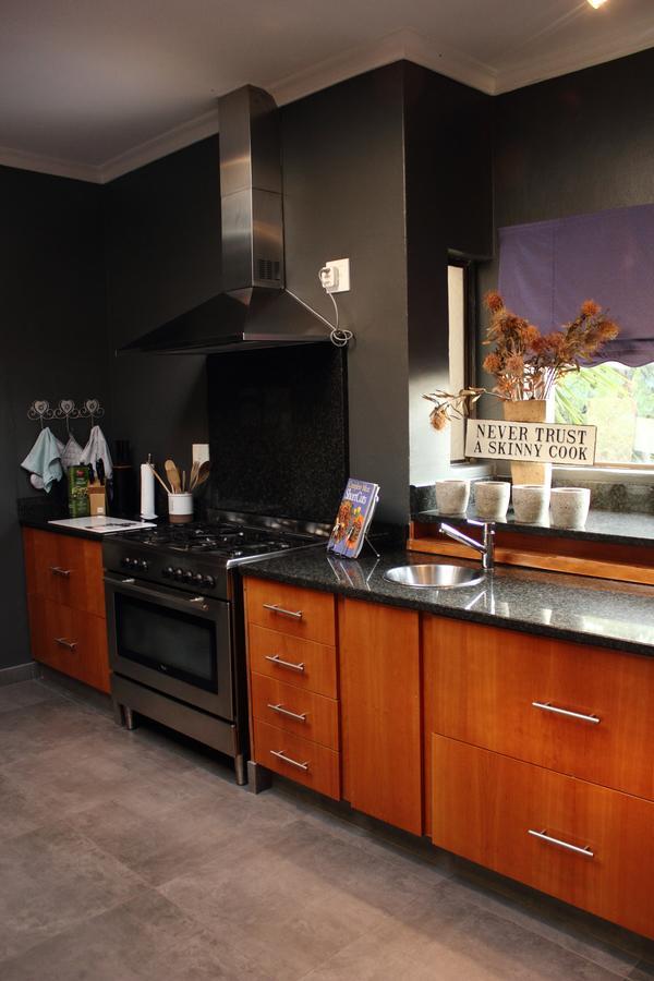 Koru Guesthouse Pretoria Ngoại thất bức ảnh