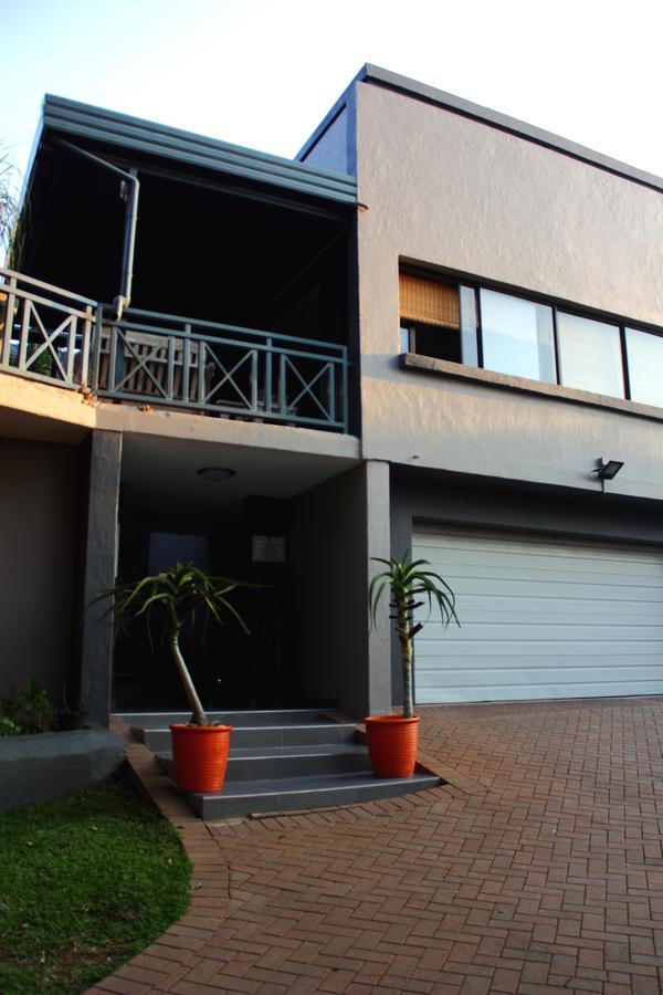 Koru Guesthouse Pretoria Ngoại thất bức ảnh